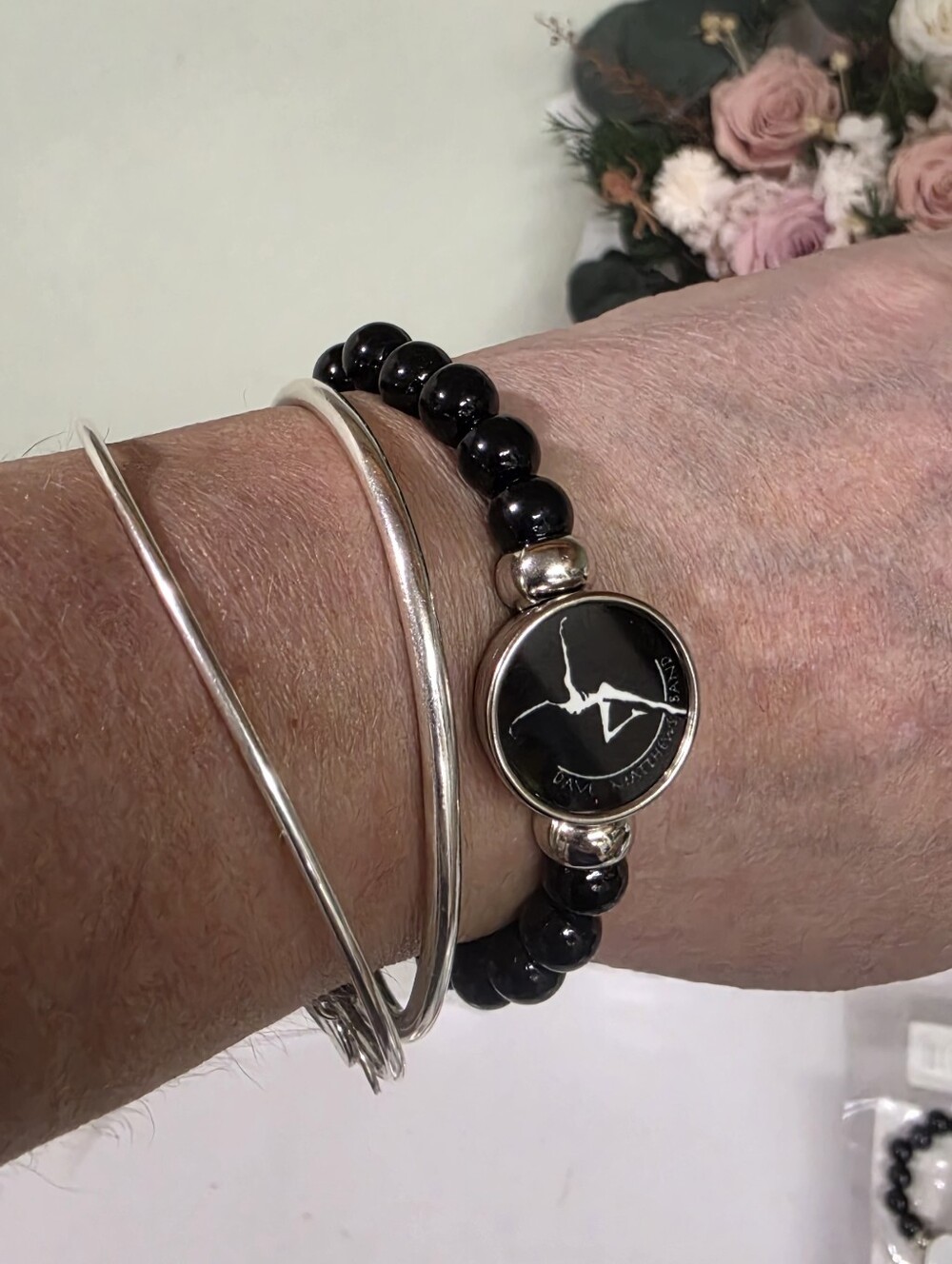 CUSTOM MADE DMB DAVE MATTHEWS BAND Logo Cobachon SNAP charm Stretch Bracelet.